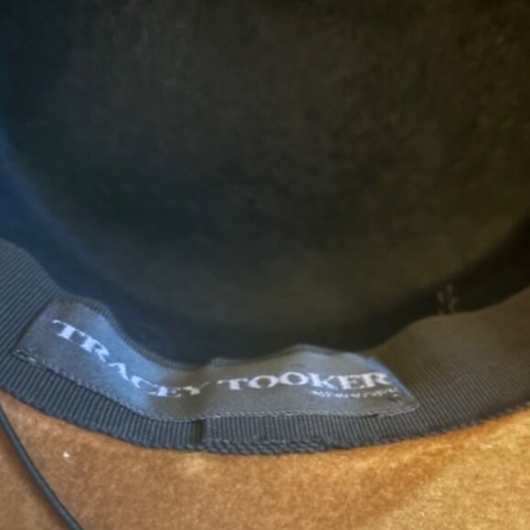 Tracy Tooker Hat - Picture 2 of 5